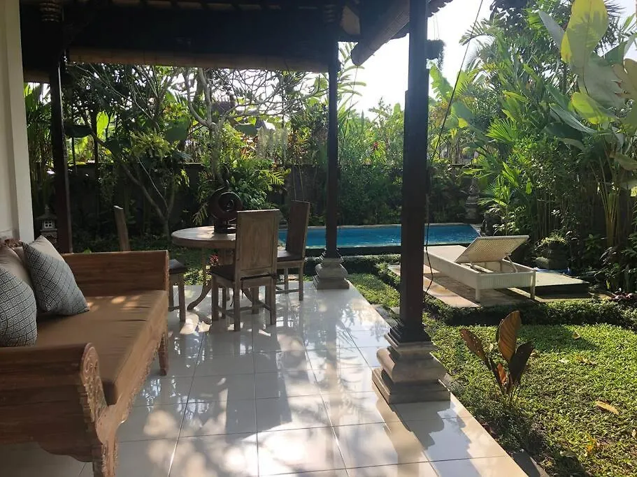 A Lush Tropical Villa In Ubud Rice Fields אינדונזיה